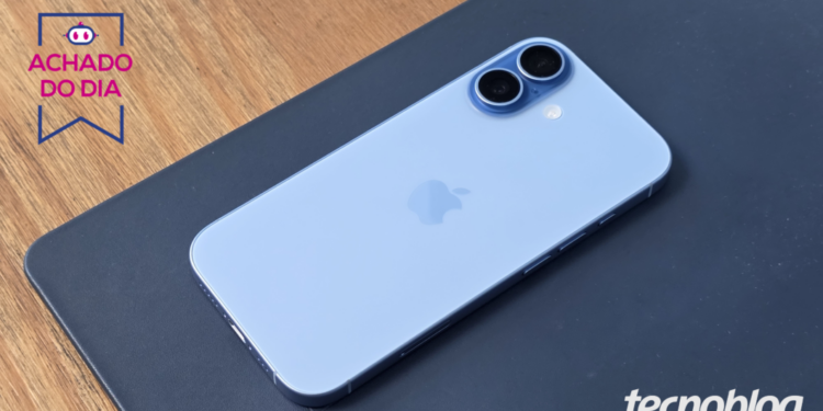 iPhone 17 (512 GB) tem o menor preço que já vimos em promoção na Amazon